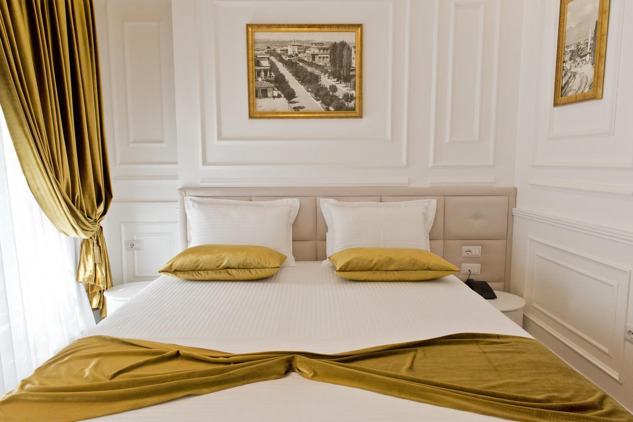 Eler Hotel Тирана Екстериор снимка