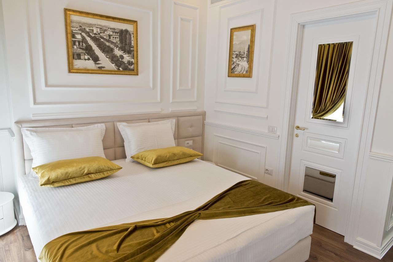 Eler Hotel Тирана Стая снимка