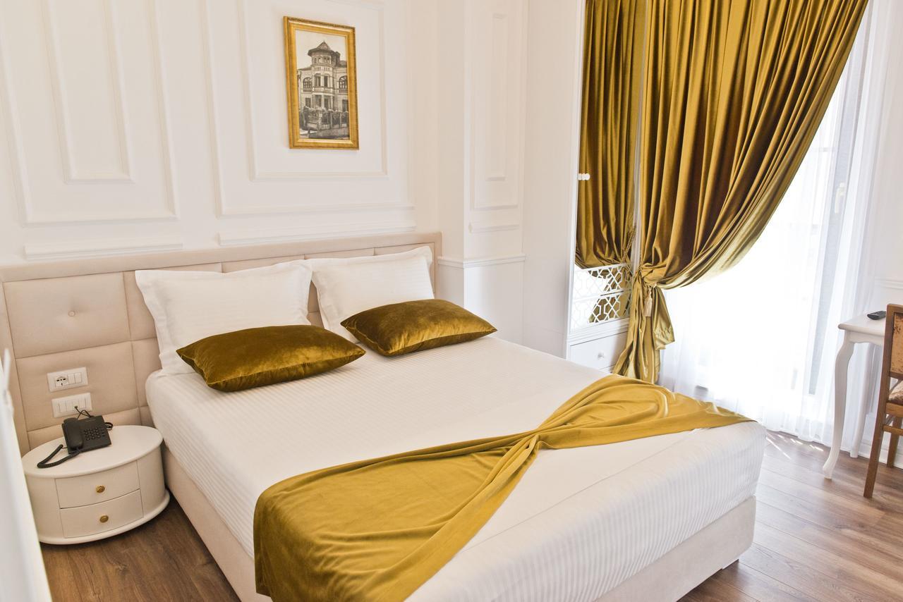 Eler Hotel Тирана Екстериор снимка
